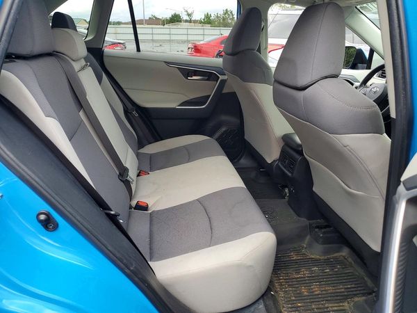 2019 TOYOTA RAV4 XLE / XLE Premium 4WD