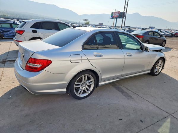 2014 MERCEDES-BENZ C