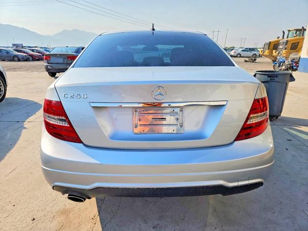 2014 MERCEDES-BENZ C