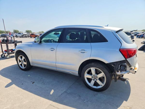 2012 AUDI Q5 Premium Plus