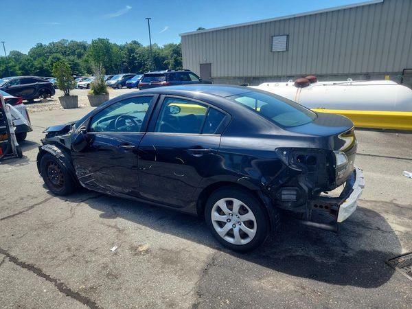 2013 MAZDA 3 SV/Base