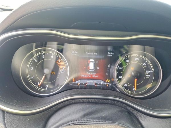 2021 JEEP CHEROKEE LATITUDE LUX 4X2