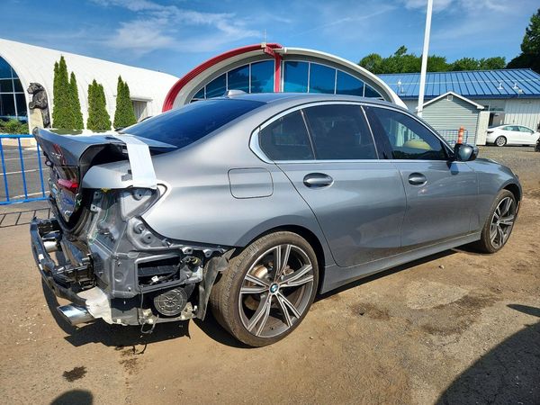 2024 BMW 330XI xDrive
