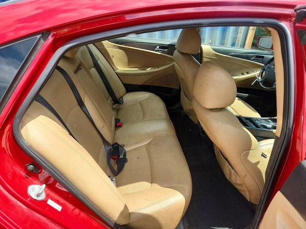 2013 HYUNDAI SONATA