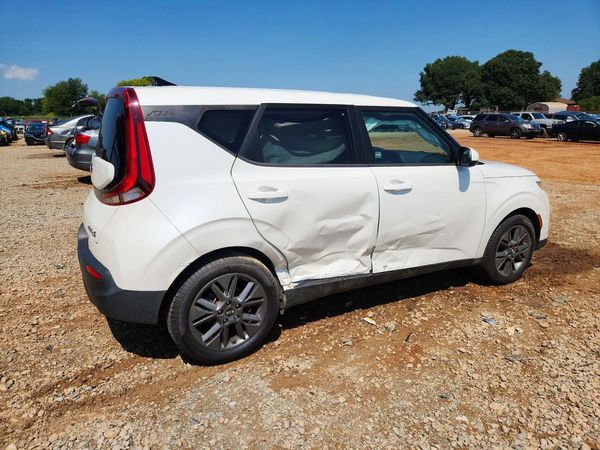 2021 KIA SOUL
