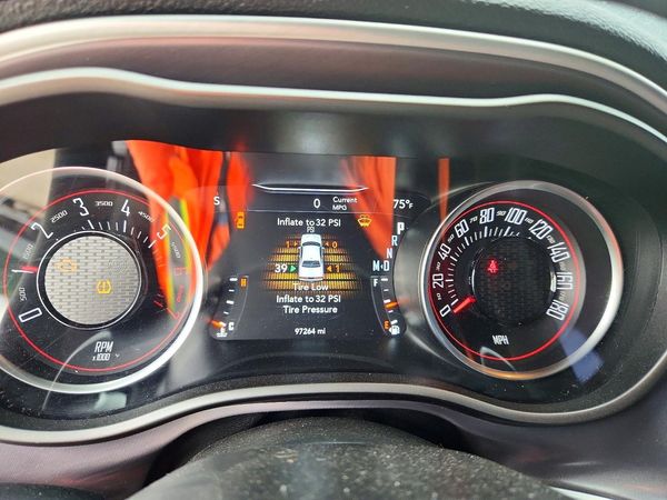 2019 DODGE CHALLENGER