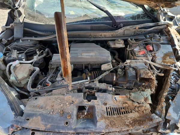 2017 HONDA CRV EX — Engine bay
