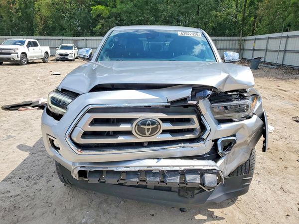 2022 TOYOTA TACOMA Limited