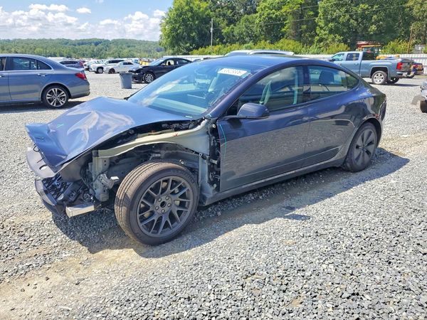 2026 TESLA MODEL 3