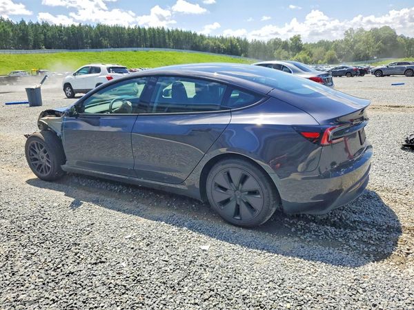 2026 TESLA MODEL 3
