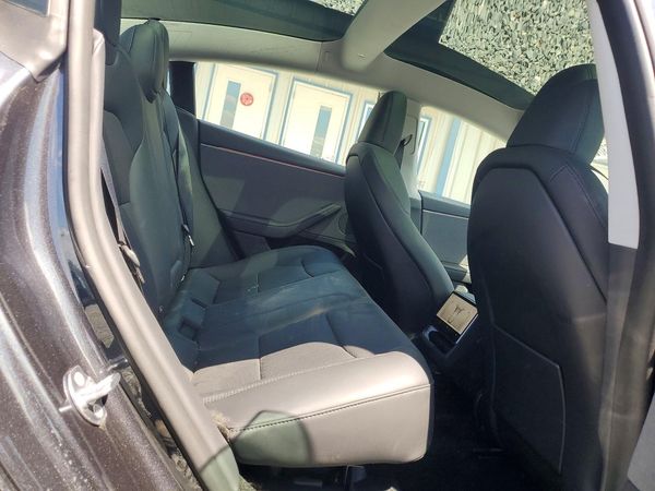 2026 TESLA MODEL 3