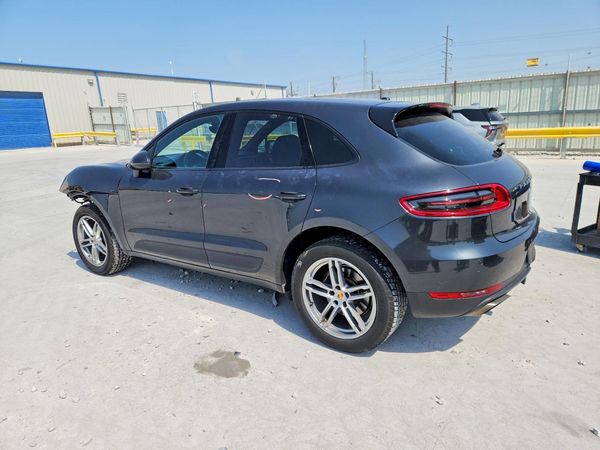 2018 PORSCHE MACAN