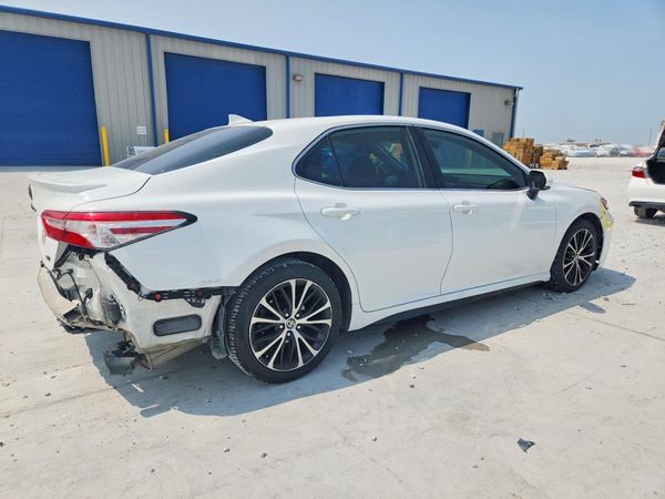 2020 TOYOTA CAMRY