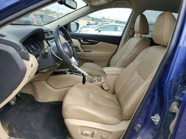 2018 NISSAN ROGUE — DENT
