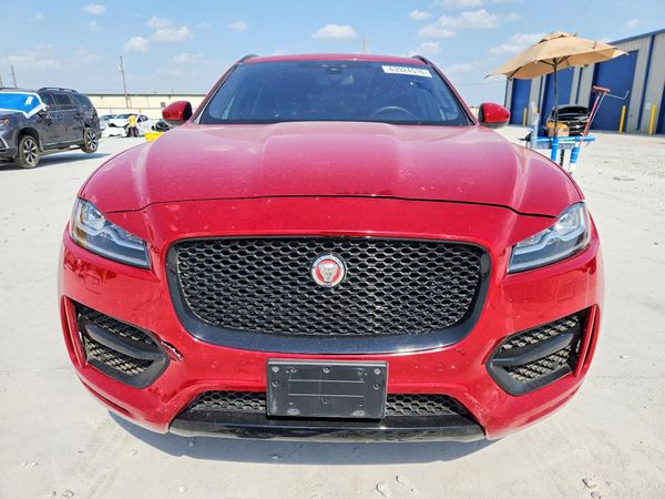2017 JAGUAR F-PACE