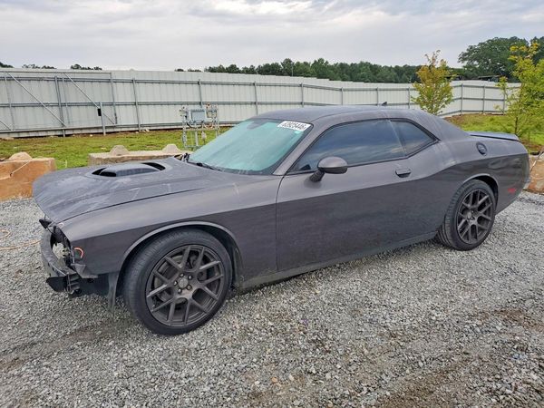 2016 DODGE CHALLENGER SXT Plus