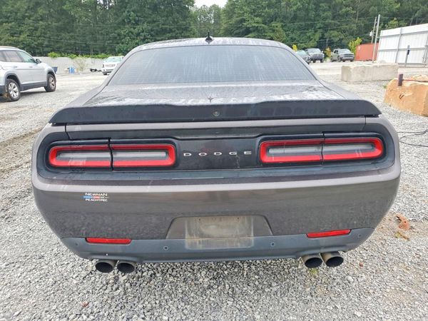 2016 DODGE CHALLENGER SXT Plus