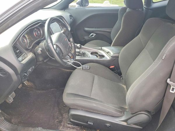 2016 DODGE CHALLENGER SXT Plus