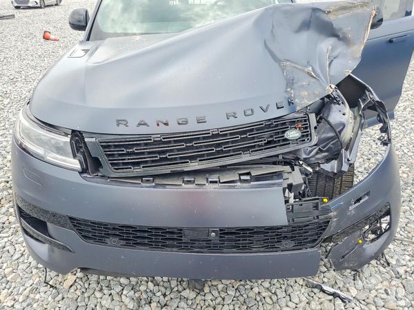2024 LAND ROVER RANGE ROVER SPORT P400 Dynamic SE