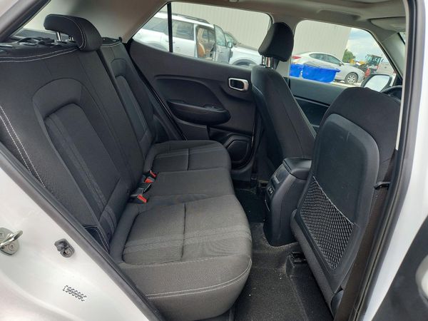 2024 HYUNDAI VENUE
