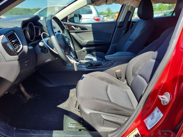 2016 MAZDA 3