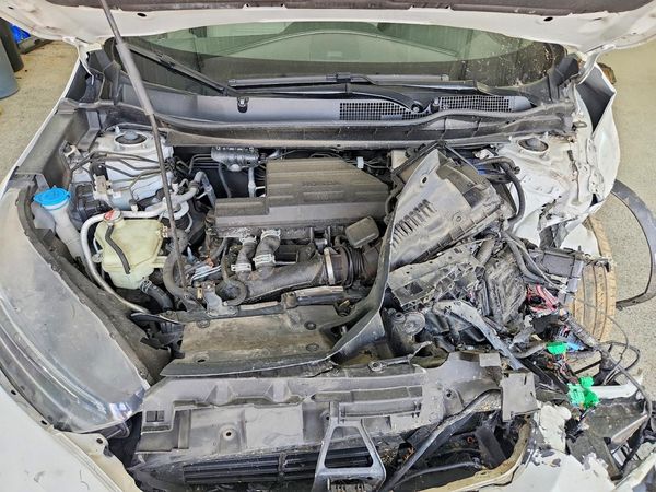 2021 HONDA CRV EX — Engine bay
