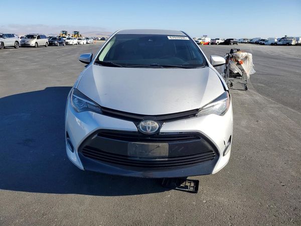 2017 TOYOTA COROLLA