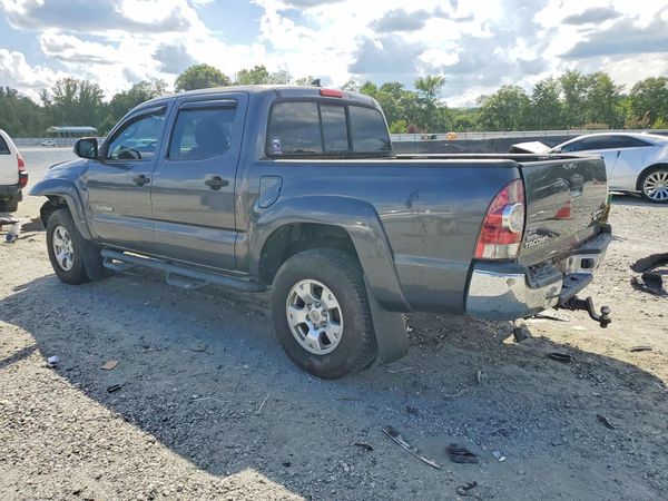 2015 TOYOTA TACOMA Delux Grade