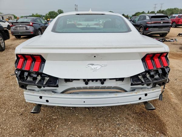 2024 FORD MUSTANG I4