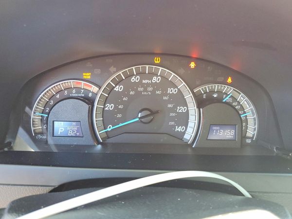 2014 TOYOTA CAMRY