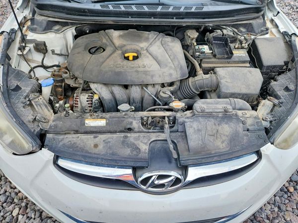 2012 HYUNDAI ELANTRA GLS(Middle grade)