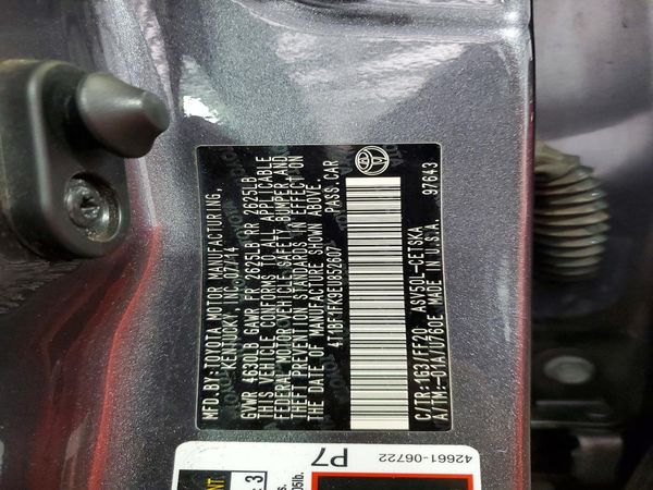 2014 TOYOTA CAMRY
