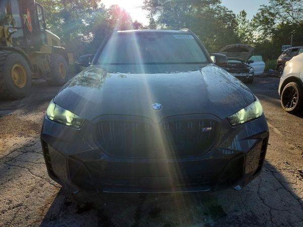 2026 BMW X5 M60i