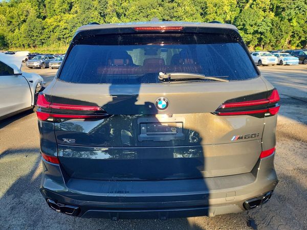 2026 BMW X5 M60i