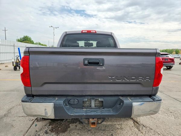 2015 TOYOTA TUNDRA SR5 Grade