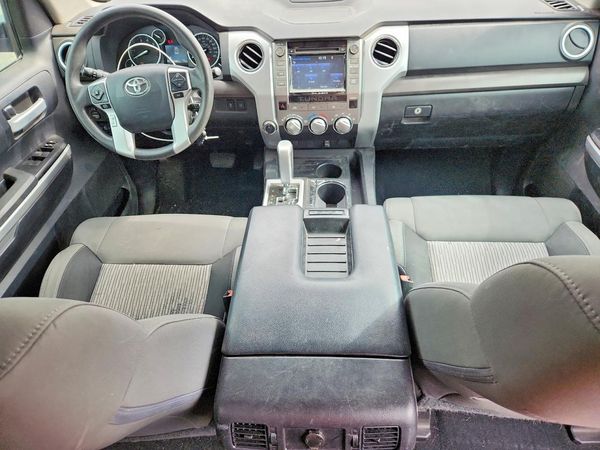 2015 TOYOTA TUNDRA SR5 Grade