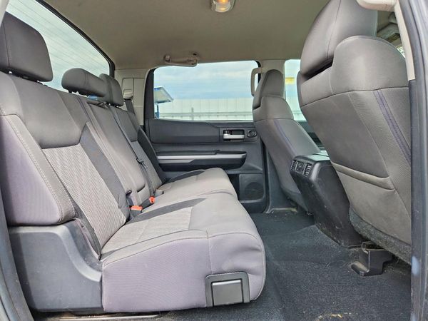 2015 TOYOTA TUNDRA SR5 Grade