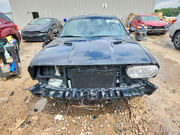 2013 DODGE CHALLENGER Base