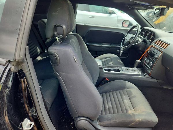 2013 DODGE CHALLENGER Base