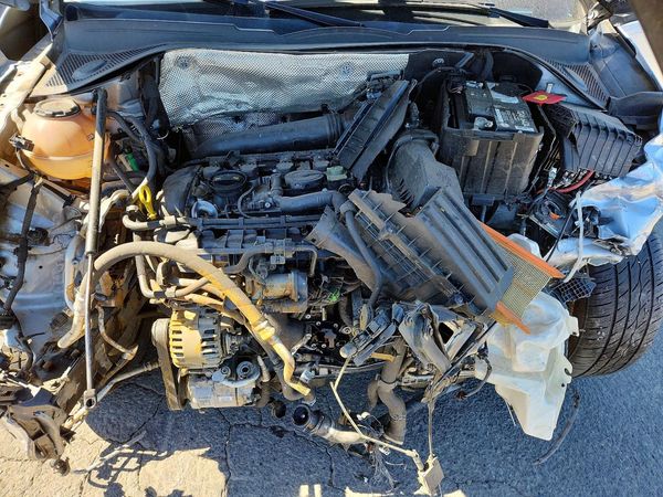 2018 AUDI Q3 — Engine bay