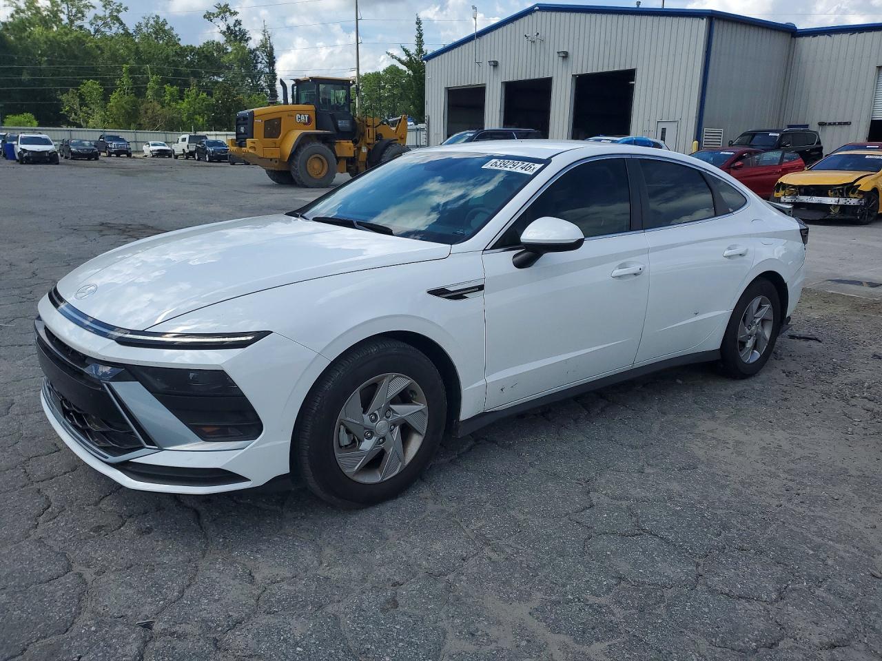 2025 HYUNDAI SONATA SE