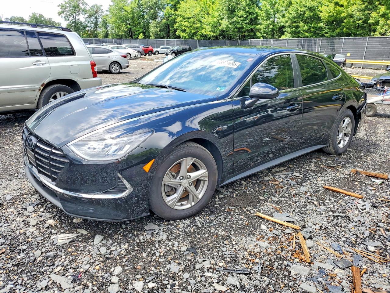 2022 HYUNDAI SONATA SE