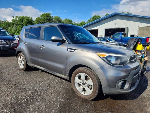 2018 KIA SOUL Base