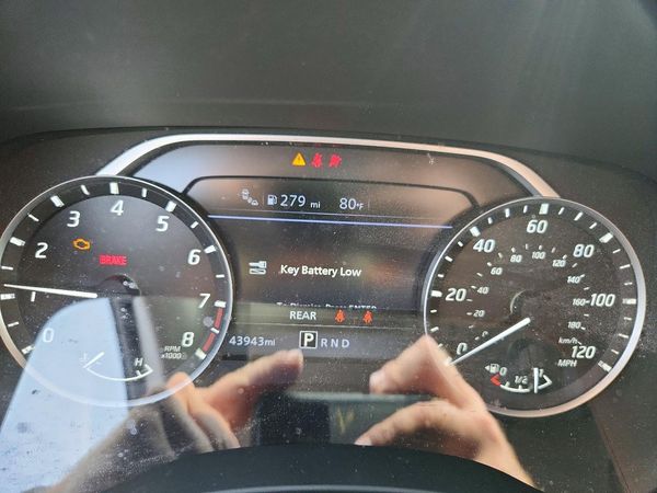 2024 NISSAN FRONTIER
