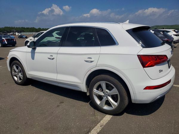 2020 AUDI Q5 quattro Premium Plus