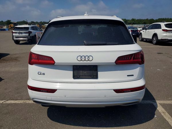 2020 AUDI Q5 quattro Premium Plus