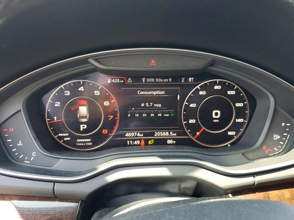 2020 AUDI Q5 quattro Premium Plus