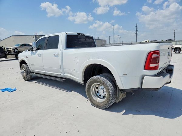 2022 RAM 3500