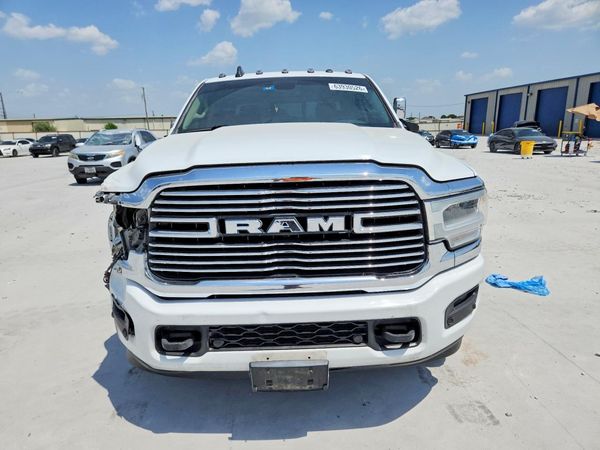 2022 RAM 3500