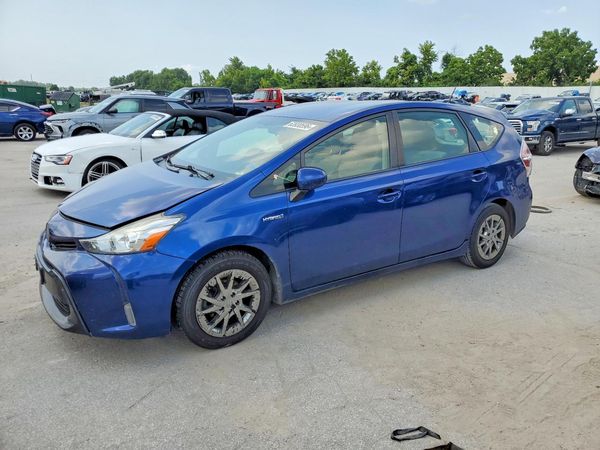 2015 TOYOTA PRIUS — DSFA — Front 3/4